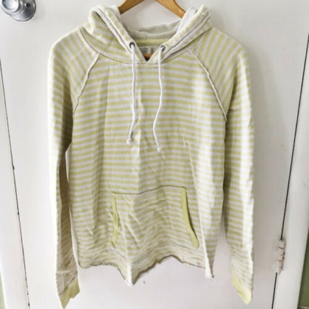 *SOLD on eBay* Volcom Hoodie Size M Yellow Stripes (D)